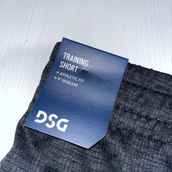 NWT DSG Mens Novelty Textured Training Short Athletic Fit 9" Inseam XXL NWT - Picture 5 of 7
